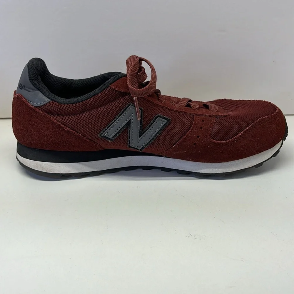 New Balance Burgandy Men Sneakers- SZ 8